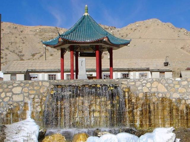 昆仑圣泉 一股可以净化心灵的泉水